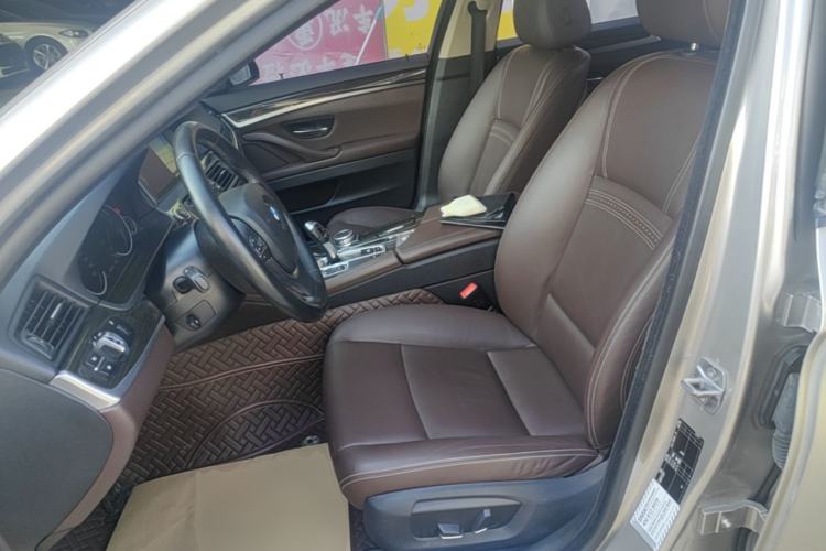 Used BMW 5 Series 2017 525Li Luxury Design Package Left Front Seat