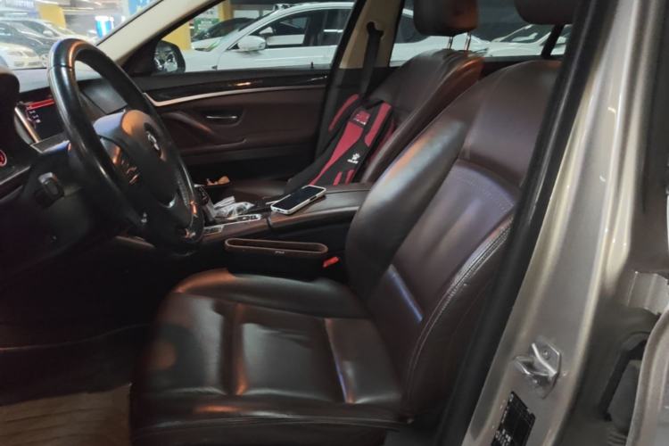 Used BMW 5 Series 2017 525Li Luxury Design Package Left Front Seat
