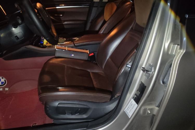 Used BMW 5 Series 2017 525Li Luxury Design Package Left Front Seat