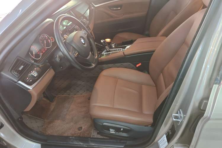 Used BMW 5 Series 2017 525Li Leading Model Left Front Seat