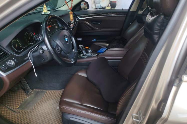 Used BMW 5 Series 2017 525Li Luxury Design Package Left Front Seat