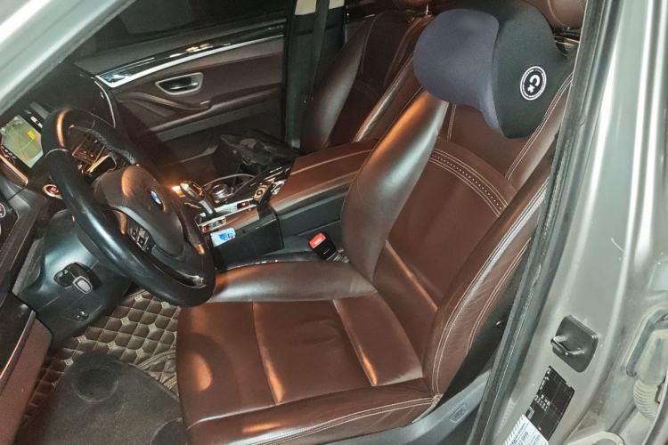 Used BMW 5 Series 2017 525Li Luxury Design Package Left Front Seat