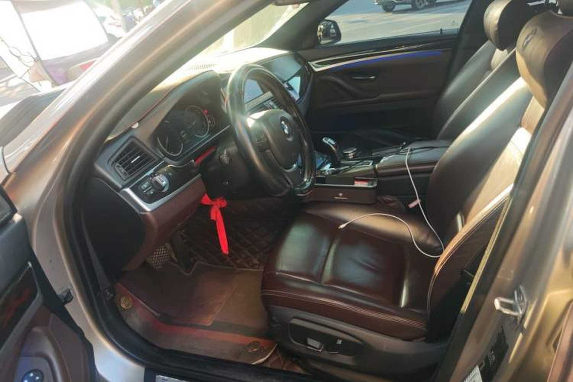 Used BMW 5 Series 2017 525Li Luxury Design Package Left Front Seat