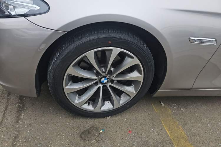 Used BMW 5 Series 2017 525Li Leading Model Left Front Wheel Hub