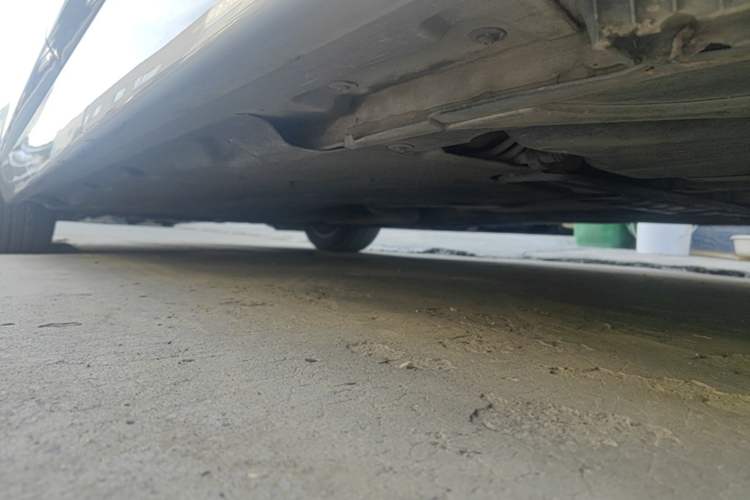 Used BMW 5 Series 2017 525Li Luxury Design Package Left Side Sill