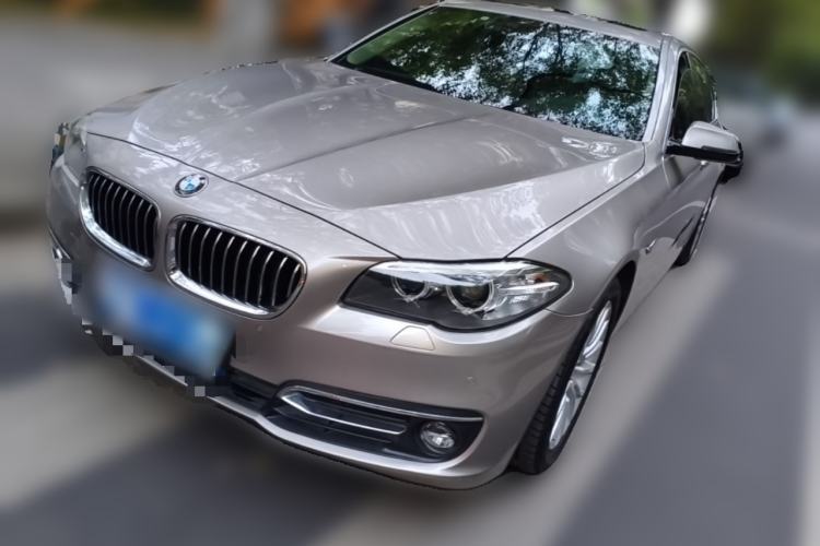 Used BMW 5 Series 2017 525Li Luxury Design Package Guazi used car, China used car export, Used car for sale, Used BMW cars, Cheapest cars for sale