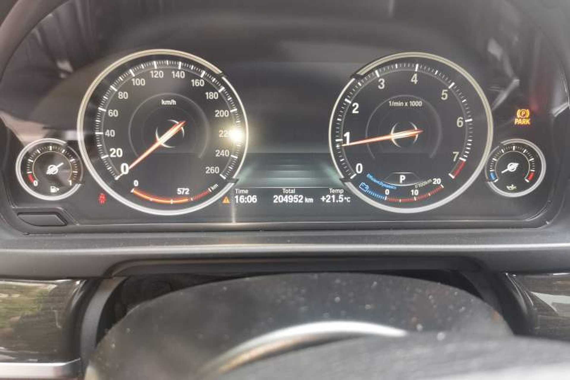 Used BMW 5 Series 2017 525Li Luxury Design Package Odometer Close Up