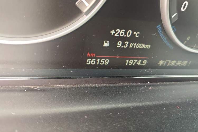 Used BMW 5 Series 2017 520Li Elegant Edition Odometer Close Up