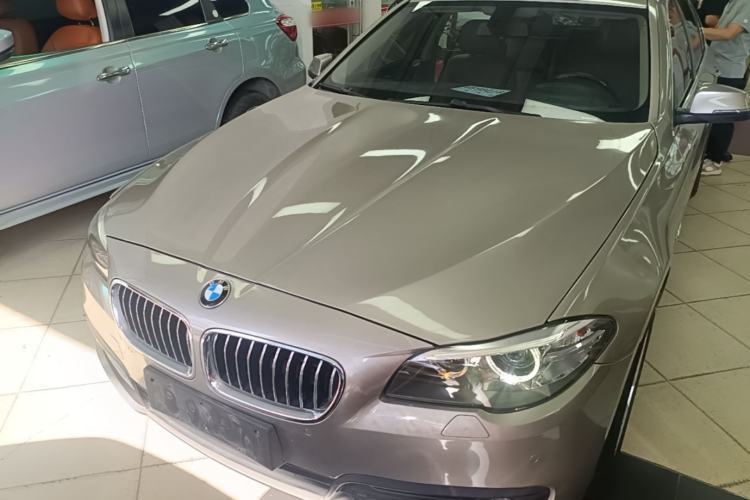 Used BMW 5 Series 2017 520Li Elegant Edition Guazi used car, China used car export, Used car for sale, Used BMW cars, Cheapest cars for sale