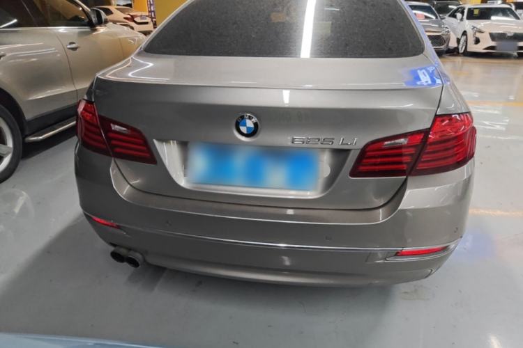 Used BMW 5 Series 2017 525Li Luxury Design Package Rear