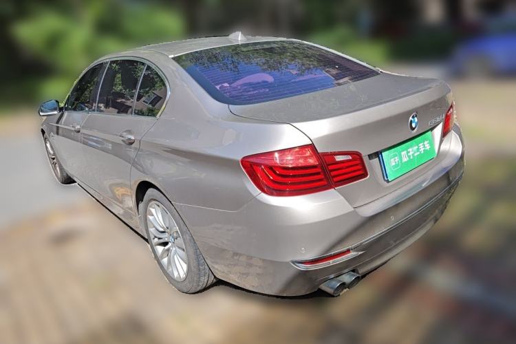 Used BMW 5 Series 2017 525Li Luxury Design Package Rear Left 45 Deg