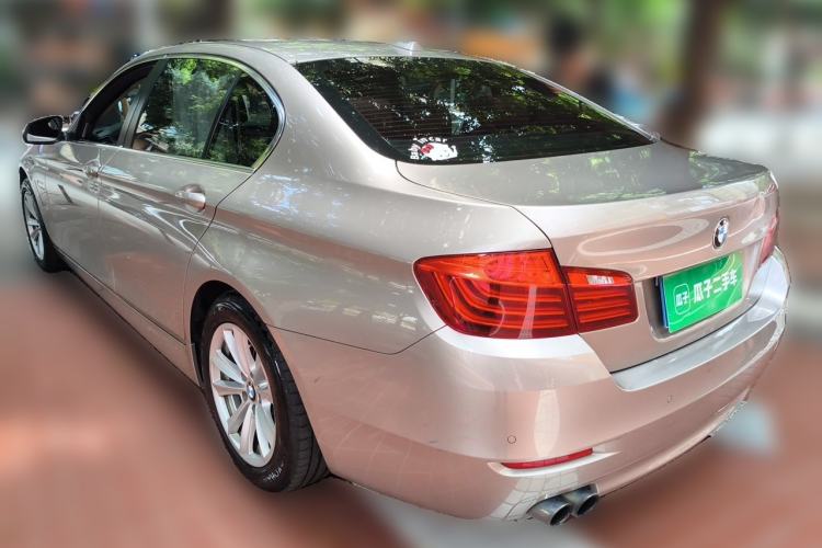 Used BMW 5 Series 2017 520Li Elegant Edition Rear Left 45 Deg