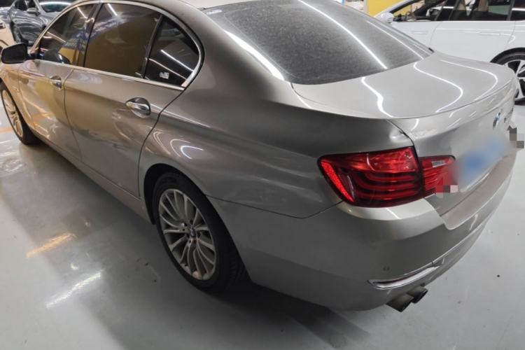 Used BMW 5 Series 2017 525Li Luxury Design Package Rear Left 45 Deg