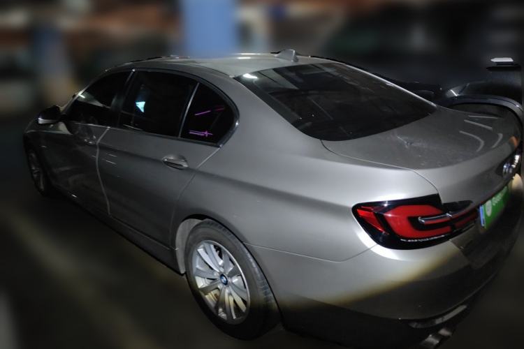 Used BMW 5 Series 2017 520Li Elegant Edition Rear Left 45 Deg