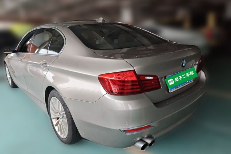 Used BMW 5 Series 2017 525Li Luxury Design Package Rear Left 45 Deg