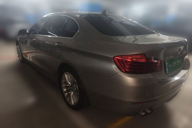 Used BMW 5 Series 2017 525Li Luxury Design Package Rear Left 45 Deg