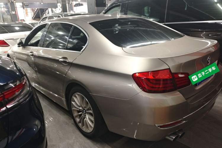 Used BMW 5 Series 2017 525Li Luxury Design Package Rear Left 45 Deg