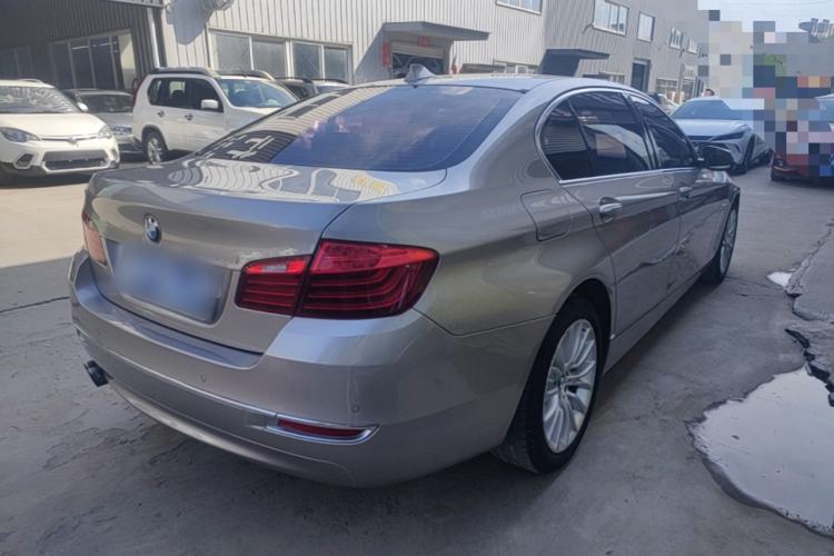 Used BMW 5 Series 2017 525Li Luxury Design Package Rear Right 45 Deg