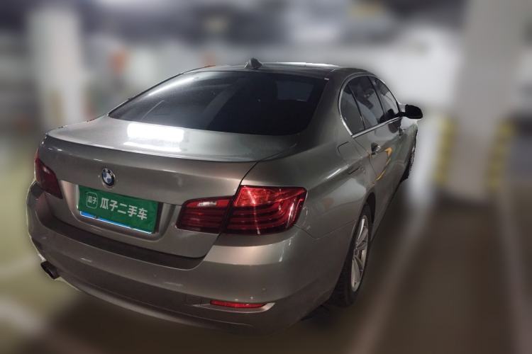 Used BMW 5 Series 2017 520Li Elegant Edition Rear Right 45 Deg