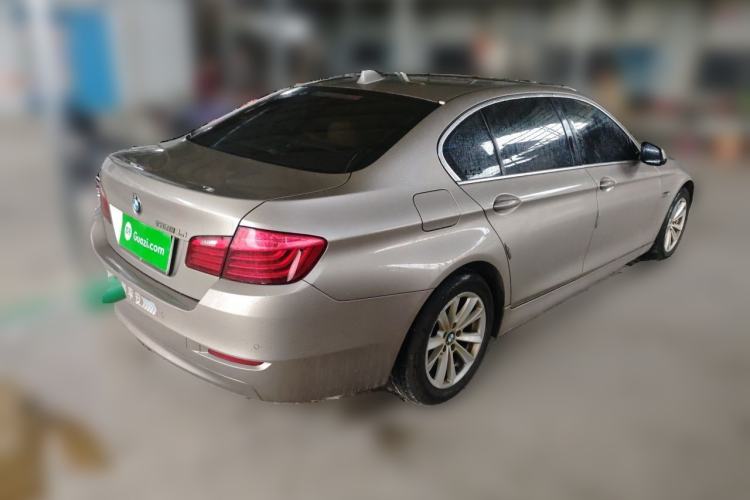 Used BMW 5 Series 2017 520Li Elegant Edition Rear Right 45 Deg