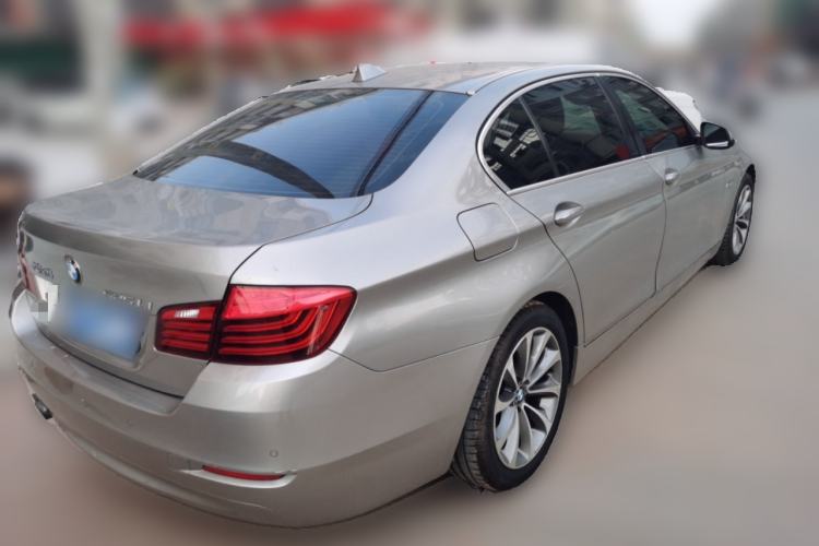 Used BMW 5 Series 2017 525Li Leading Model Rear Right 45 Deg