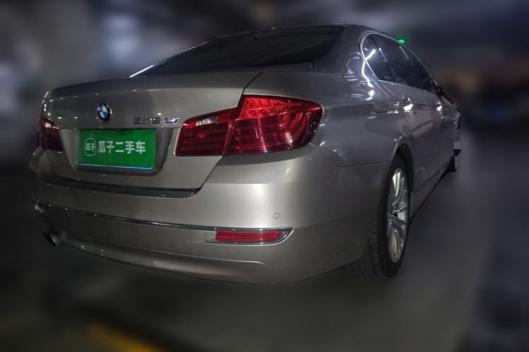 Used BMW 5 Series 2017 525Li Luxury Design Package Rear Right 45 Deg