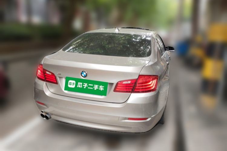 Used BMW 5 Series 2017 520Li Elegant Edition Rear Right 45 Deg