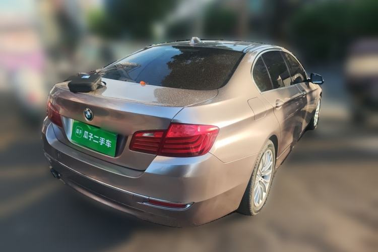 Used BMW 5 Series 2017 525Li Luxury Design Package Rear Right 45 Deg