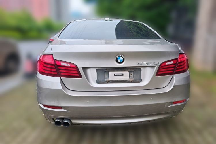 Used BMW 5 Series 2017 525Li Leading Model Rear