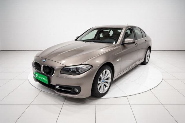 BMW 5 Series 2017 520Li Elegant Edition d’occasion