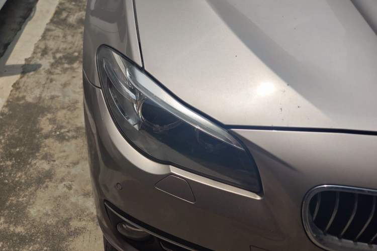 Used BMW 5 Series 2017 525Li Luxury Design Package Right Front Headlight