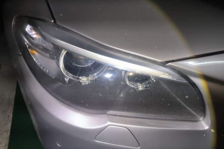 Used BMW 5 Series 2017 525Li Luxury Design Package Right Front Headlight