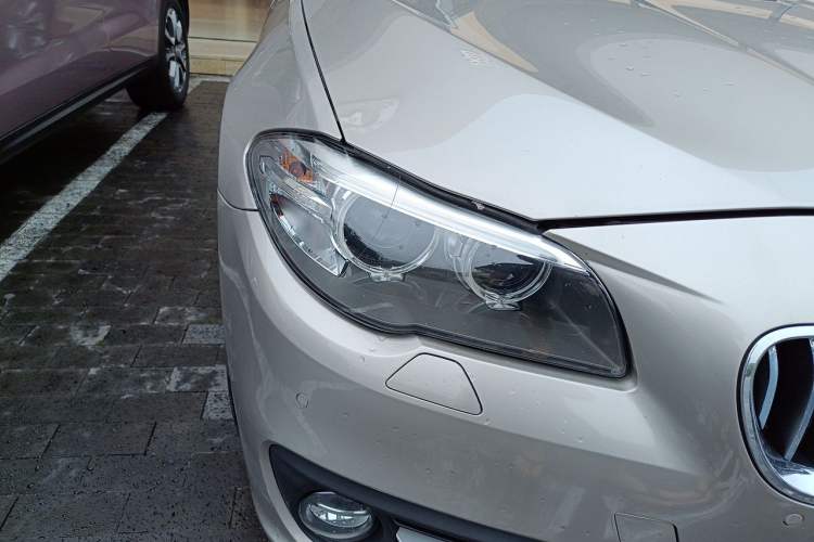 Used BMW 5 Series 2017 520Li Elegant Edition Right Front Headlight