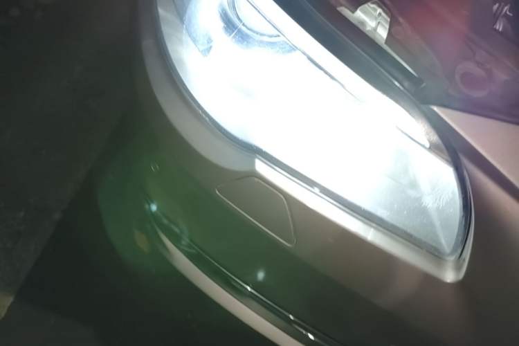Used BMW 5 Series 2017 525Li Luxury Design Package Right Front Headlight