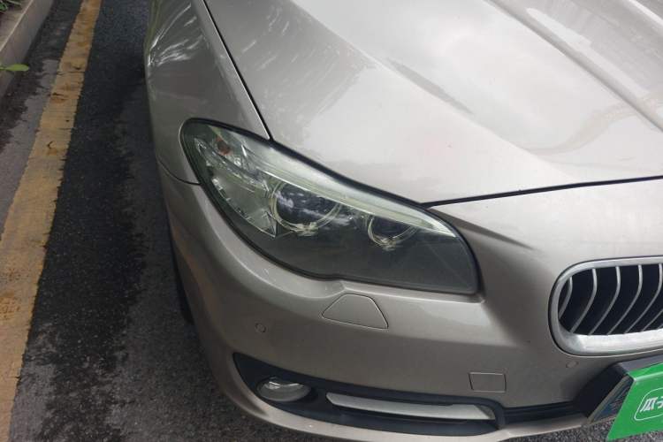 Used BMW 5 Series 2017 525Li Leading Model Right Front Headlight