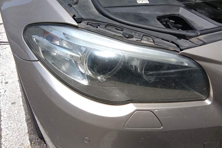 Used BMW 5 Series 2017 520Li Elegant Edition Right Front Headlight