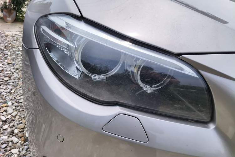 Used BMW 5 Series 2017 525Li Luxury Design Package Right Front Headlight