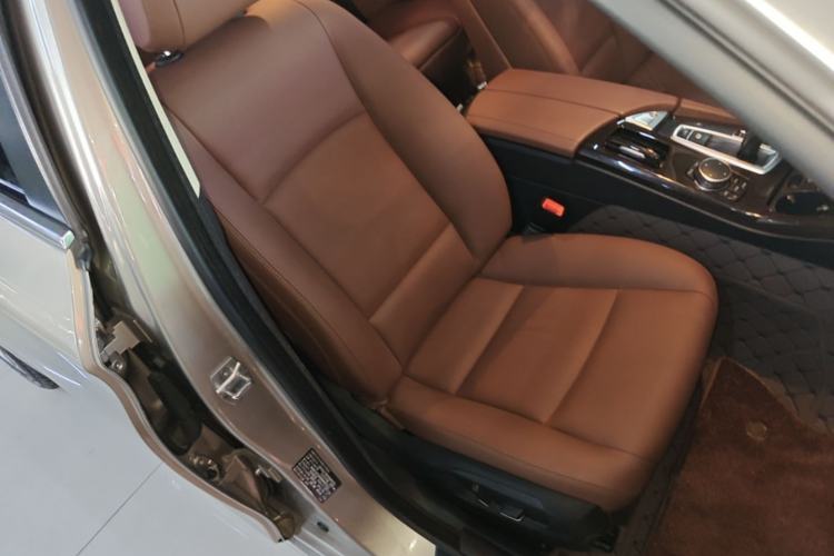 Used BMW 5 Series 2017 525Li Leading Model Right Front Seat