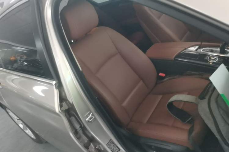Used BMW 5 Series 2017 520Li Elegant Edition Right Front Seat