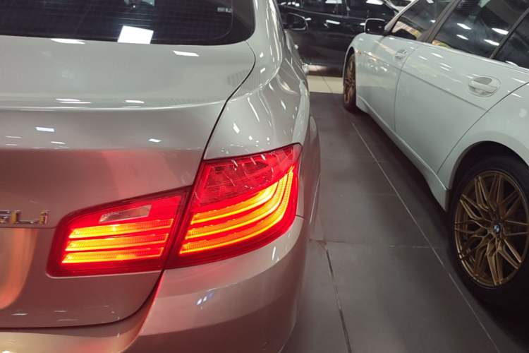 Used BMW 5 Series 2017 520Li Elegant Edition Right Rear Taillight