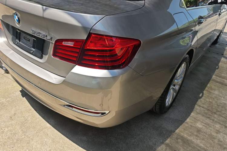 Used BMW 5 Series 2017 525Li Luxury Design Package Right Rear Taillight