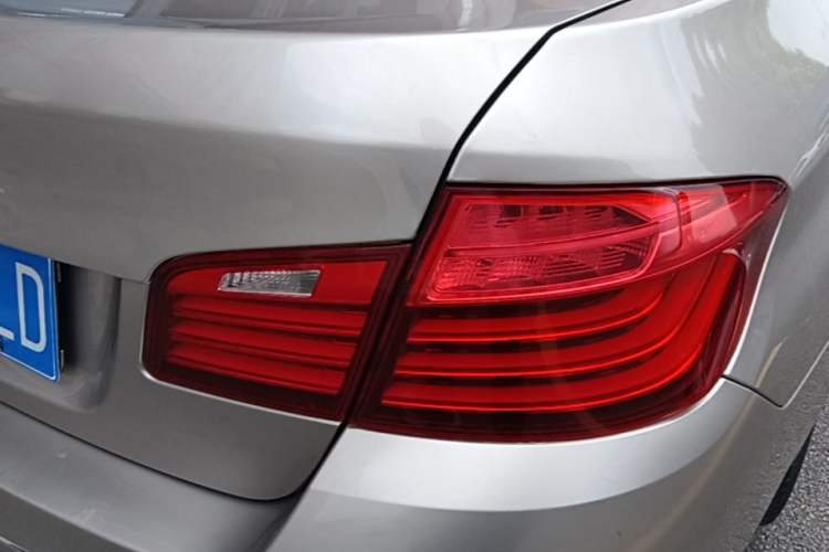 Used BMW 5 Series 2017 525Li Luxury Design Package Right Rear Taillight