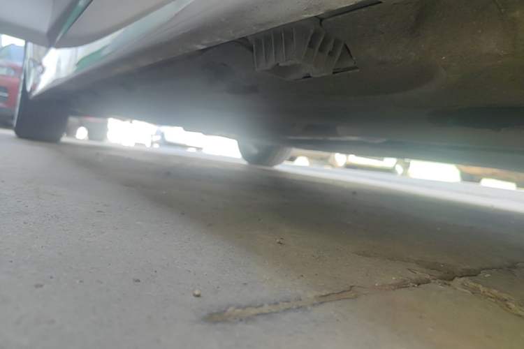Used BMW 5 Series 2017 525Li Luxury Design Package Right Side Sill