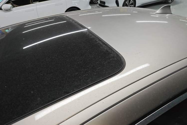 Used BMW 5 Series 2017 525Li Luxury Design Package Roof