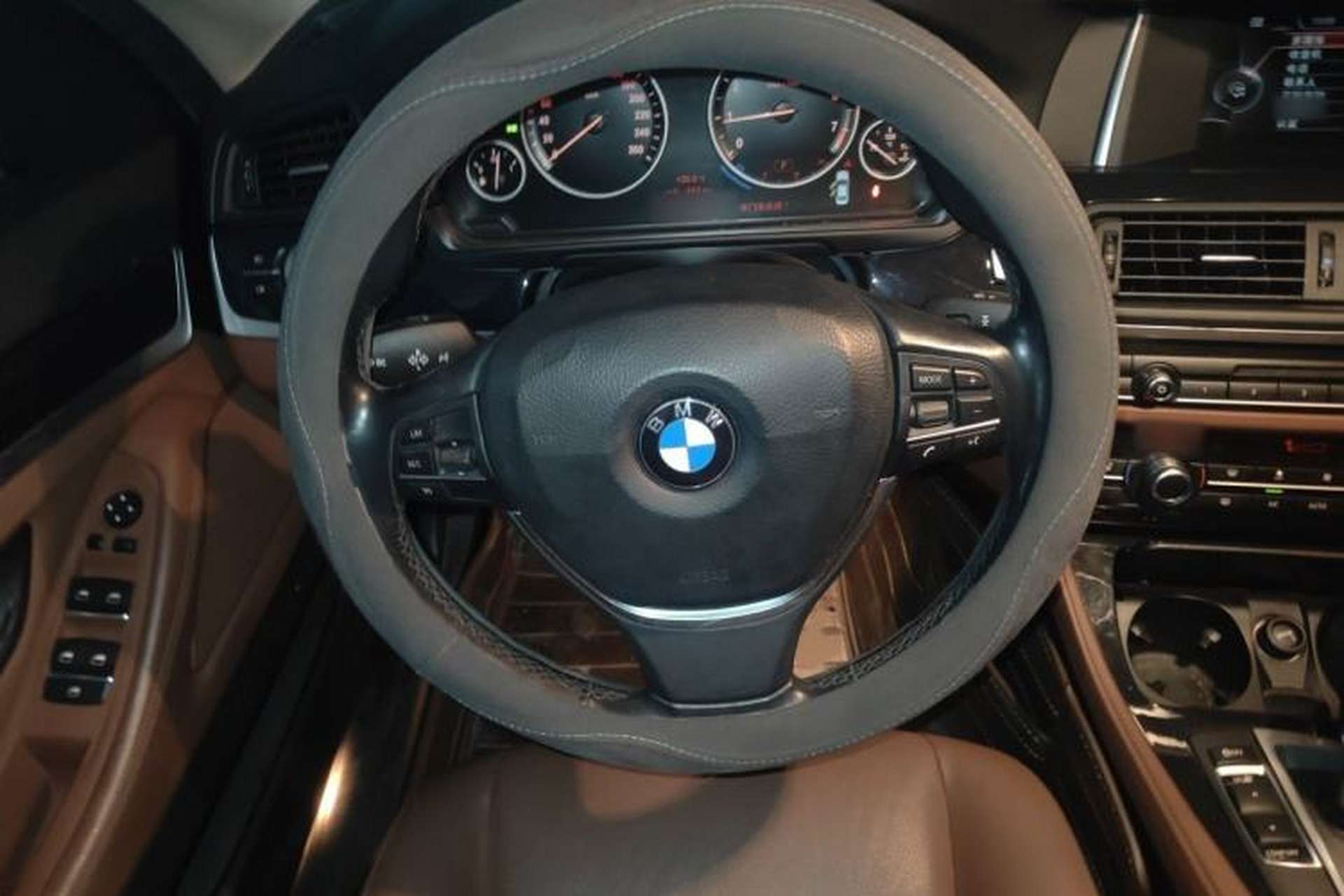 Used BMW 5 Series 2017 520Li Elegant Edition Steering Wheel