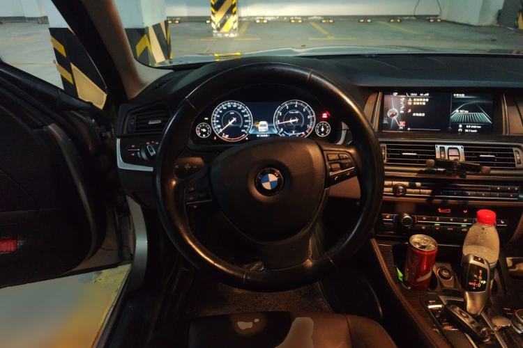 Used BMW 5 Series 2017 525Li Luxury Design Package Steering Wheel