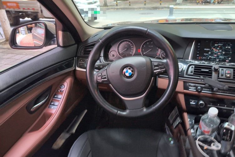 Used BMW 5 Series 2017 520Li Elegant Edition Steering Wheel