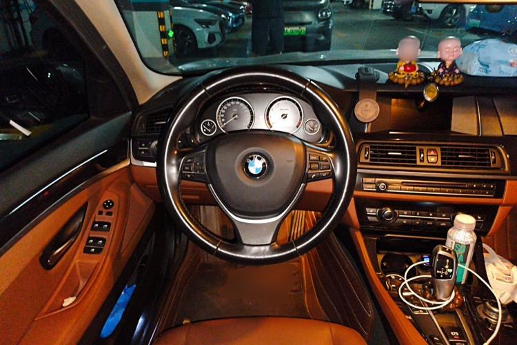 Used BMW 5 Series 2017 520Li Elegant Edition Steering Wheel