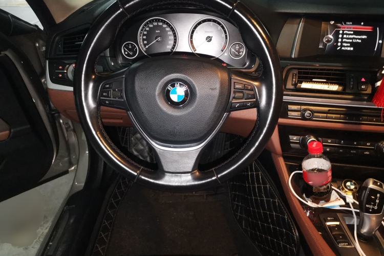 Used BMW 5 Series 2017 520Li Elegant Edition Steering Wheel