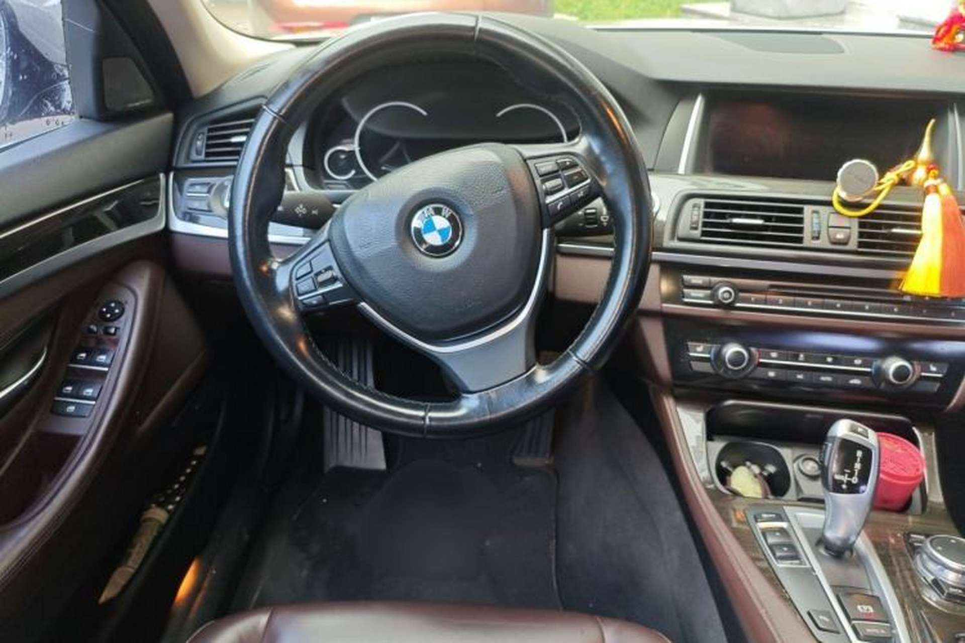 Used BMW 5 Series 2017 525Li Luxury Design Package Steering Wheel